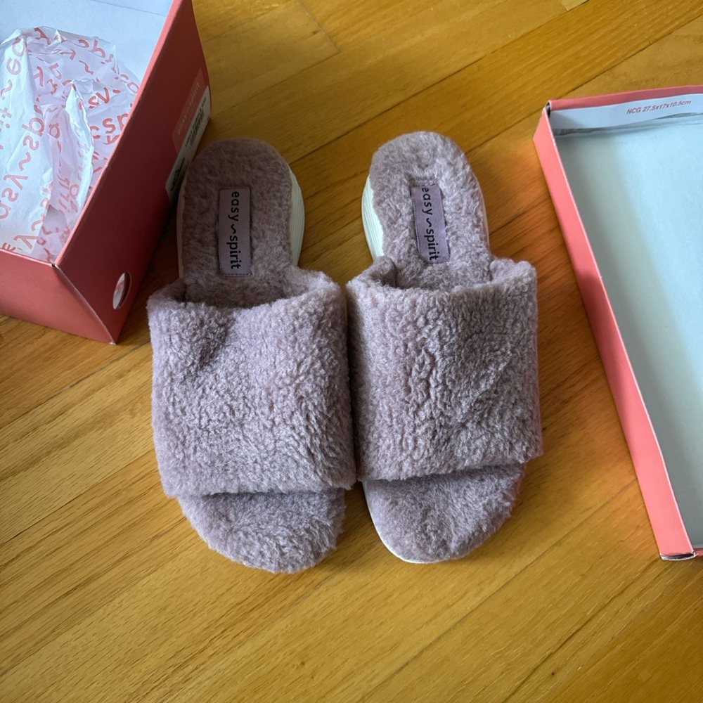 Easy Spirit sandals